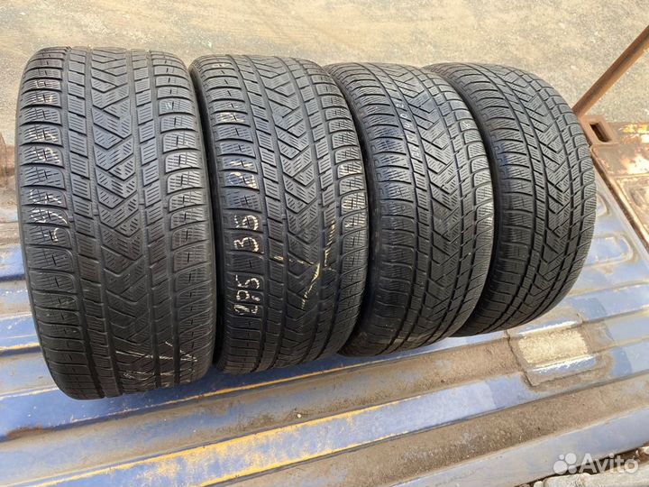 Pirelli Scorpion Winter 265/40 R21 и 295/35 R21