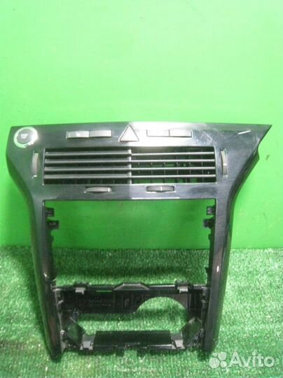 Рамка магнитолы Opel astra H 2007