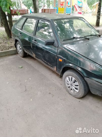 ВАЗ 2109 1.5 МТ, 2002, битый, 92 500 км