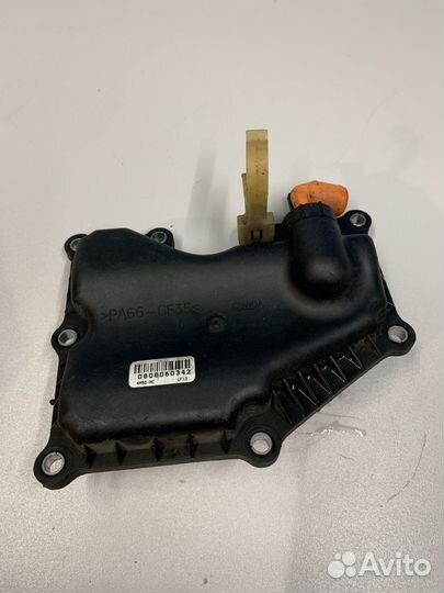 Крышка сапуна Форд Фокус 2 маслоотделитель