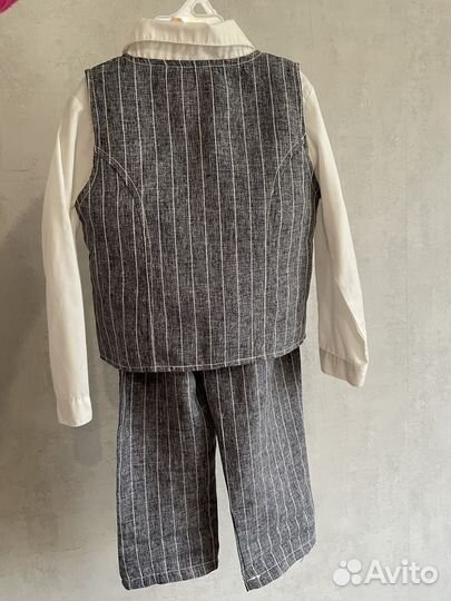 Костюм праздничный