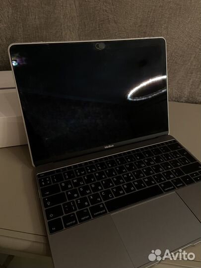 MacBook 12