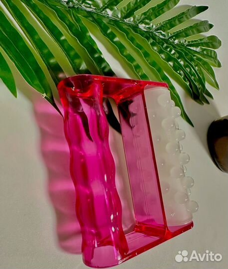 Массажер для тела ручной