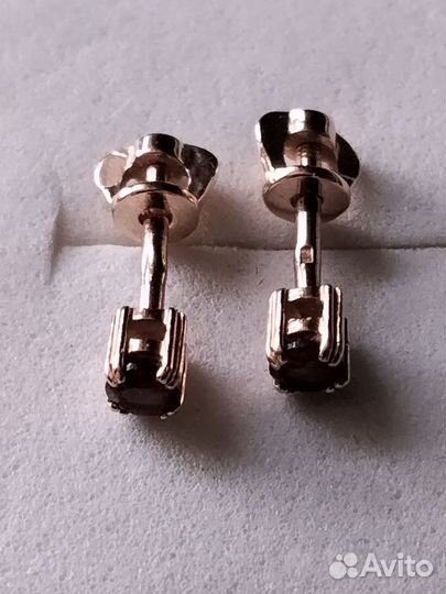 Золотые серьги