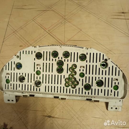 Приборная панель для honda civic7 2001