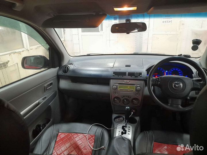 Mazda Demio 1.3 AT, 2002, 227 698 км