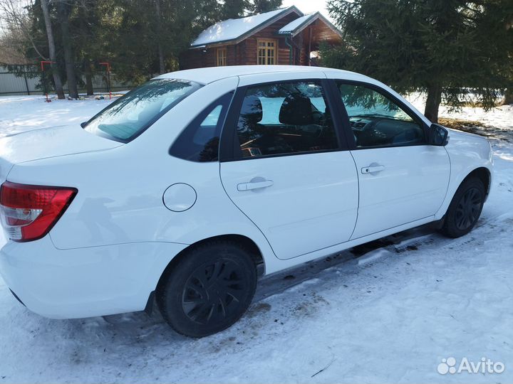 LADA Granta 1.6 МТ, 2023, 42 120 км