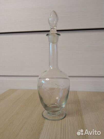 Винтажный графин