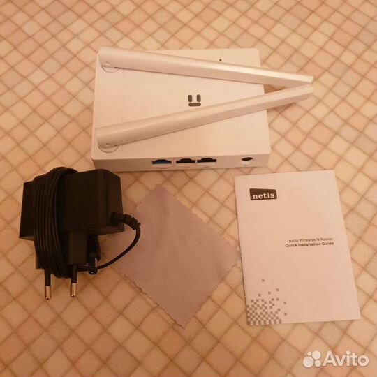 Wifi роутер:Netis-W1