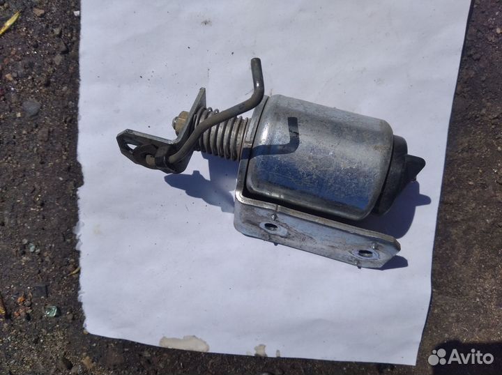 Моторчик замка багажника Дэу Нексия