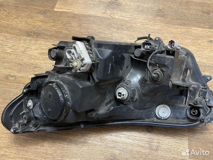 Фара toyota rav 4