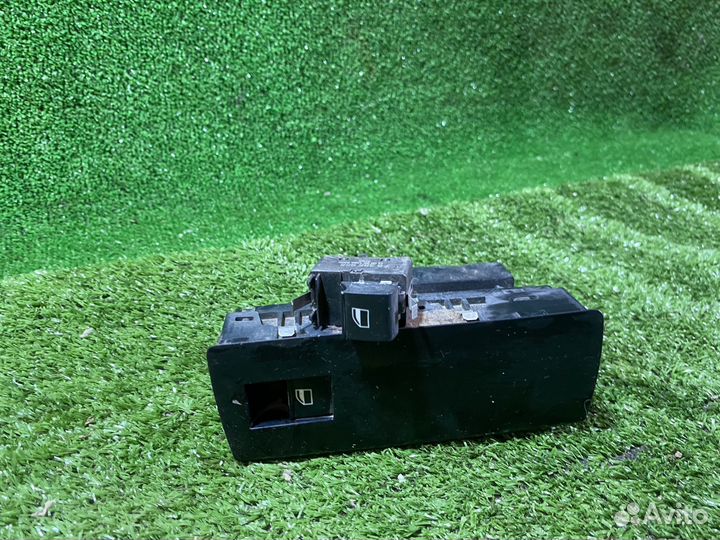 Кнопки стеклоподьемников BMW X5 E53