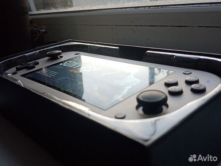 Портативная игровая приставка sony PSP