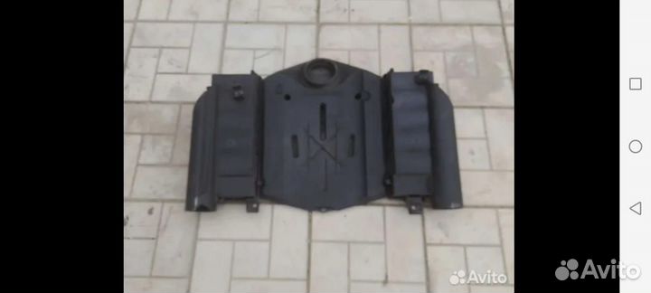 Корпус воздушного фильтра Mercedes w220 5.0