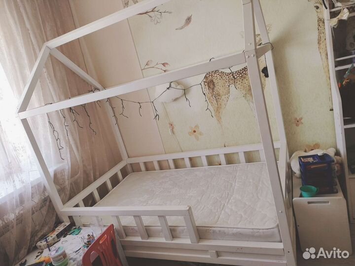 Детская мебель бу кроватка домик