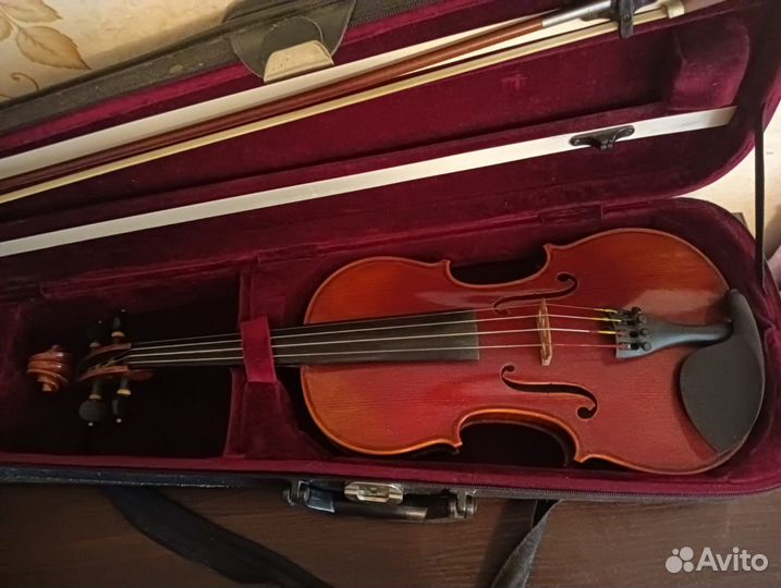 Скрипка4/4 Горонок,Фантазия2011 г+ 2 смыч+ футляр