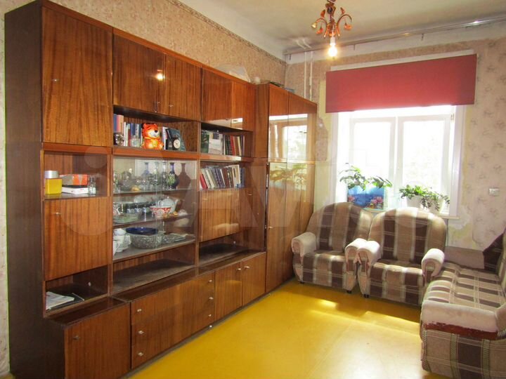 2-к. квартира, 54 м², 2/4 эт.