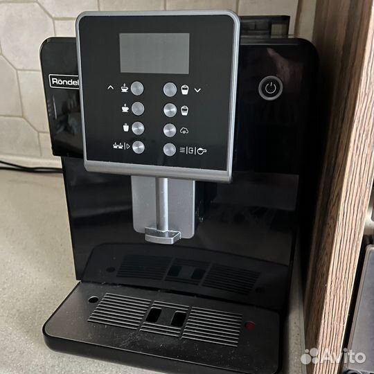 Автоматическая кофемашина Rondell 1107