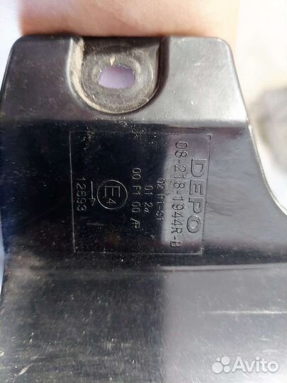 Фонарь задний правый Suzuki Grand Vitara 2010