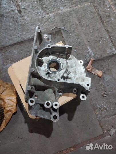 Масляный насос Skoda Octavia A7