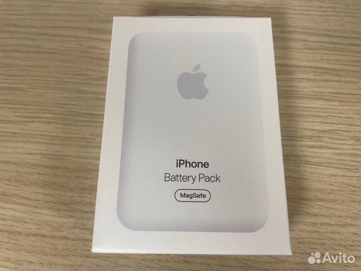 Повербанк apple magsafe Battery Pack