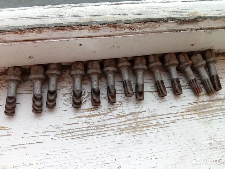 Болты колесные mercedes