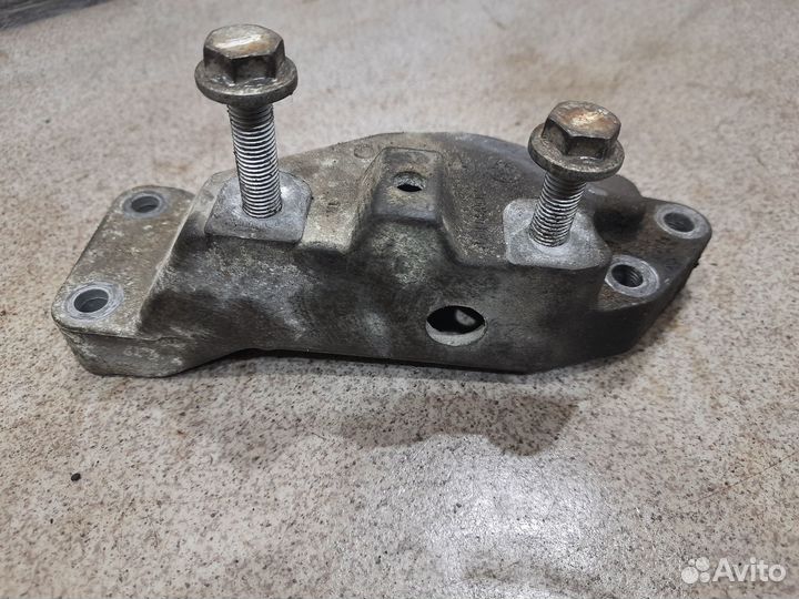 Опора АКПП KGV для 1.8 tfsi BZB WV Passat B6