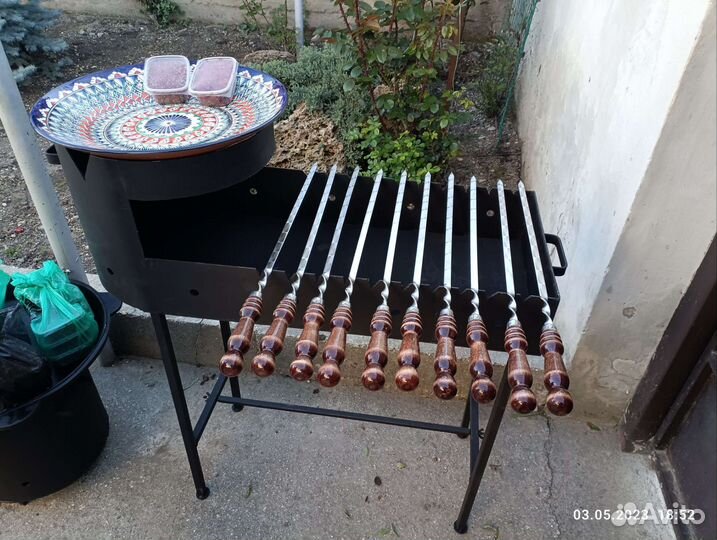 Мангал усиленный с подказанником 2 в 1 в наличии