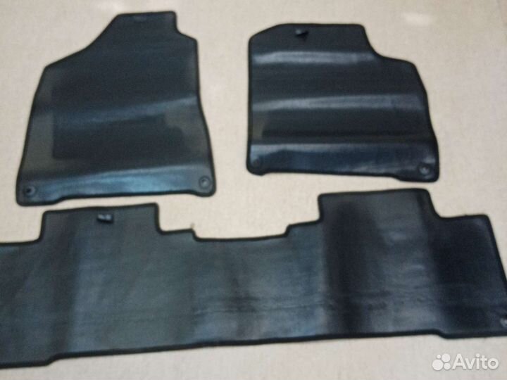 Коврики new actyon 2012