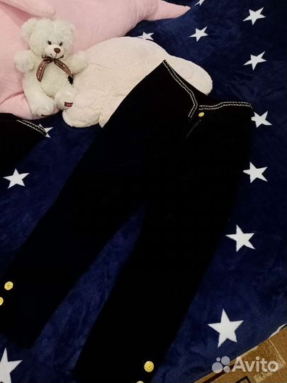 Женский брючный костюм (новый)