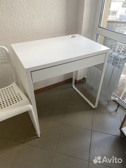 Письменный стол IKEA
