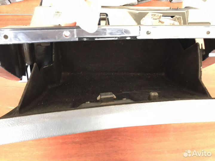 Бардачок Bmw E53 X5