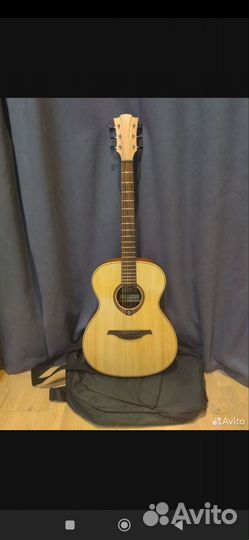 Акустическая гитара LAG tramontante + комплект