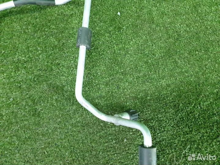 Трубка кондиционера Audi Q5 1 8R (2008-2012)