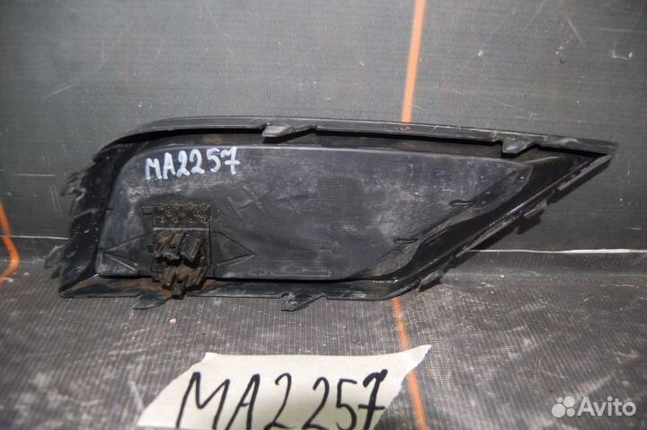 Заглушка фары птф левой-Volkswagen Tiguan 2