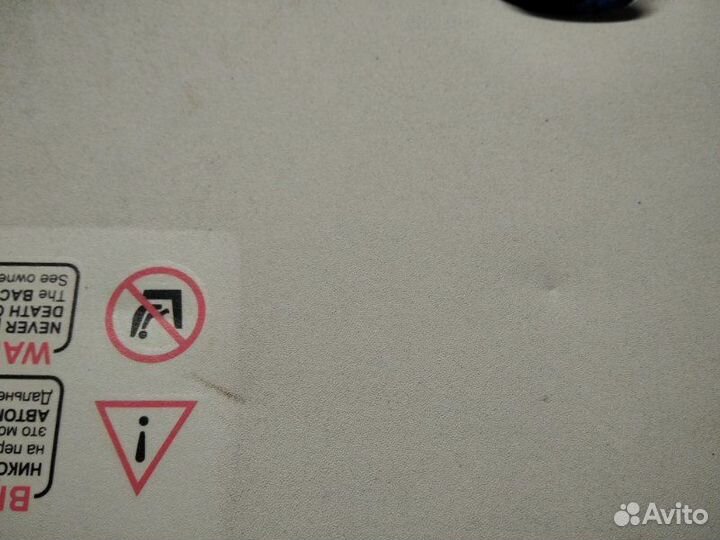 Козырек солнцезащитный передний правый Nissan