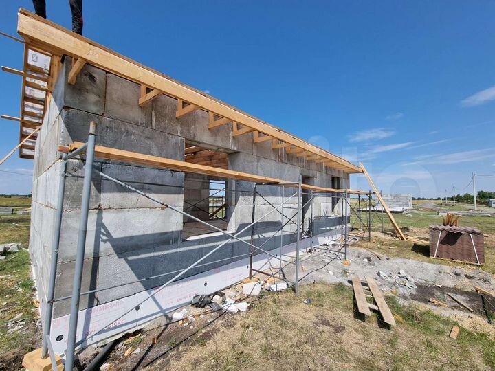 Дом 65 м² на участке 5 сот.