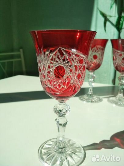 Хрустальные бокалы