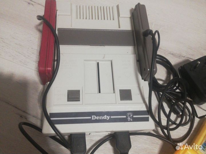 Игровая приставка dendy с картриджами