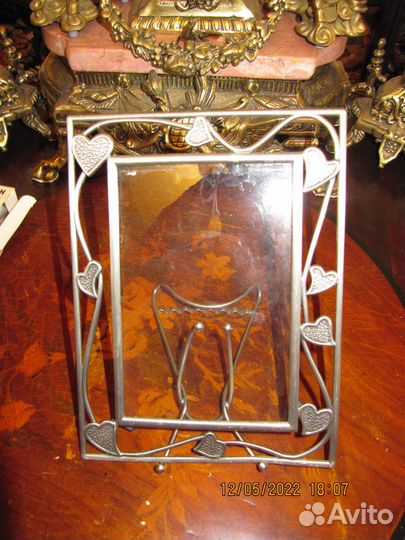 Рамки для фото.-зеркала.с подставкой.металл