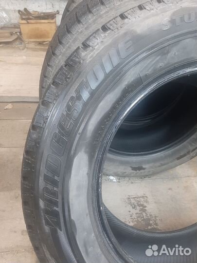 Bridgestone Blizzak Revo GZ 225/60 R16