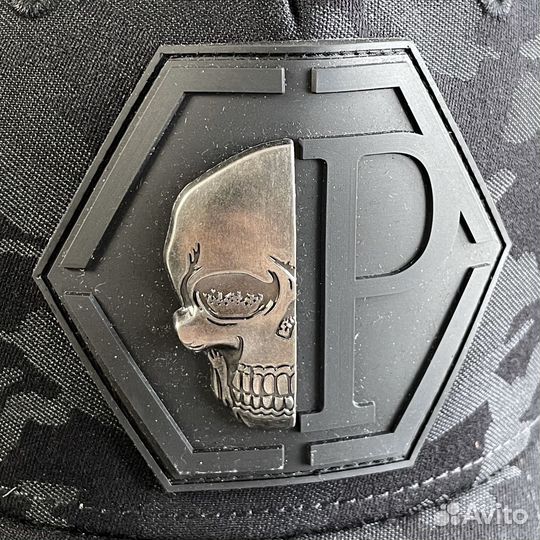 Бейсболка Philipp Plein с сеткой