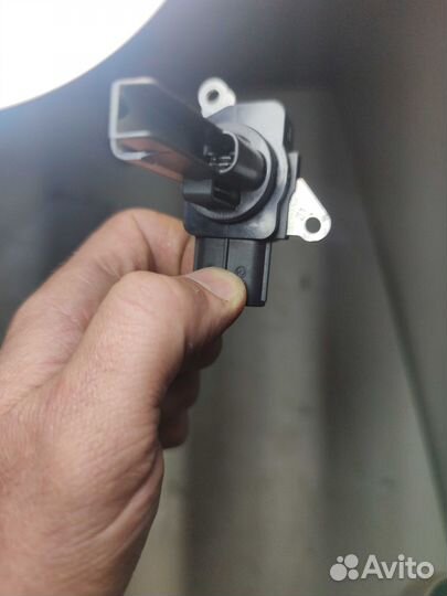 Датчик расхода воздуха дмрв MAF расходомер Toyota