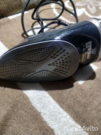 Утюг Редмонд