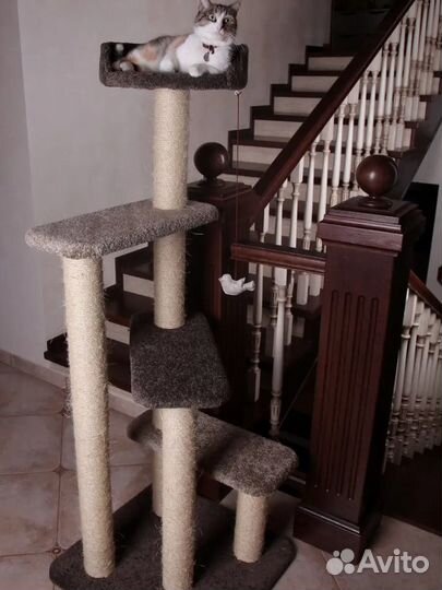 Когтеточка столбик 165см с лежанкой