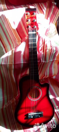 Гитара малая