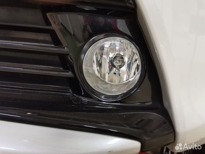 Toyota Prius Установка билед птф