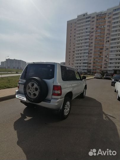 Mitsubishi Pajero iO 1.8 AT, 1999, 213 000 км