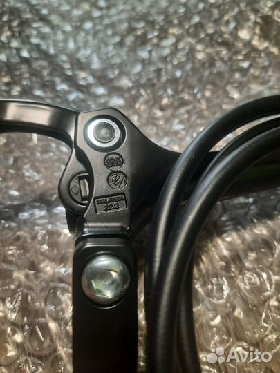 Гидравлические тормоза для велосипеда shimano