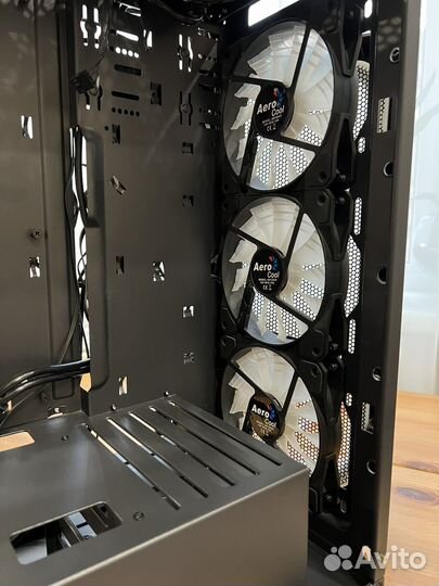 Комп. Корпус Aerocool P7-C0 Pro